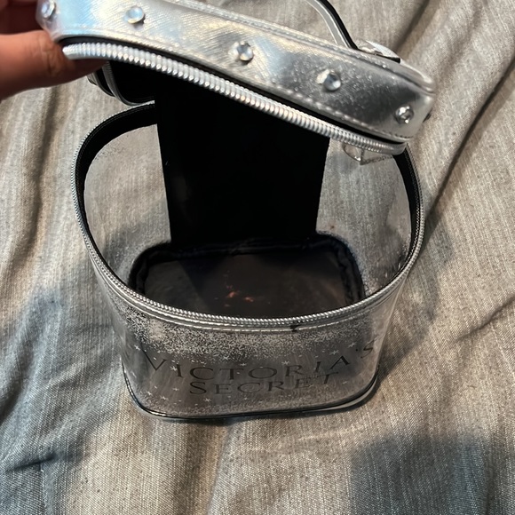 makeup bag - Picture 4 of 4